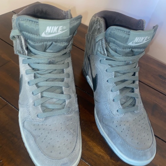 Womens Nike Dunk Sky Hi Print US Size 8 543258-302 - Picture 3 of 11